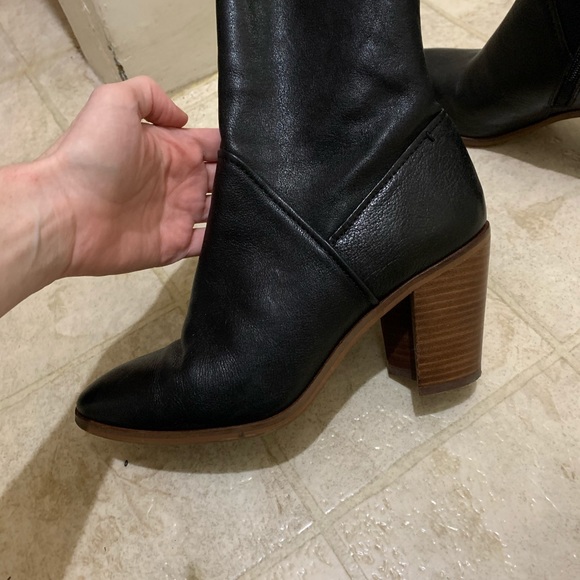 Black soft leather booties - Picture 4 of 5